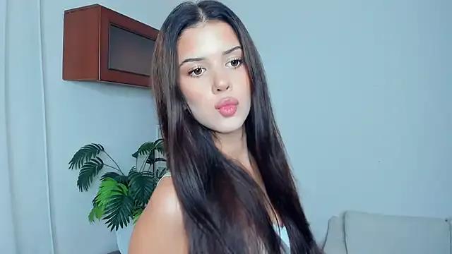 JoCauterucci — My hands love my body