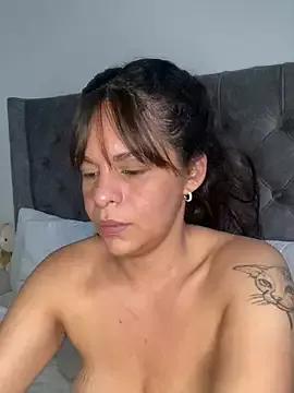 Kataliina on StripChat 