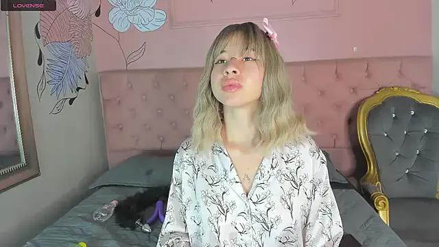 Katty_Katt_ on StripChat