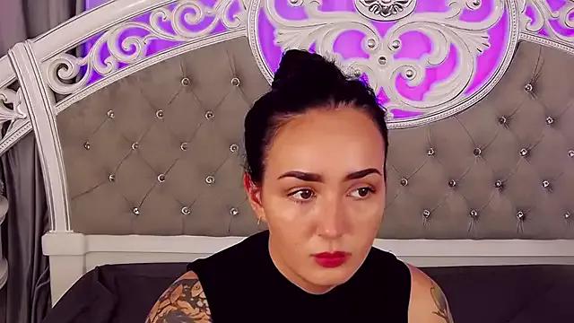KimKhallifa on StripChat 