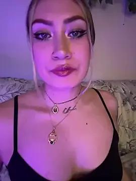 Lally_Valencia__ on StripChat 