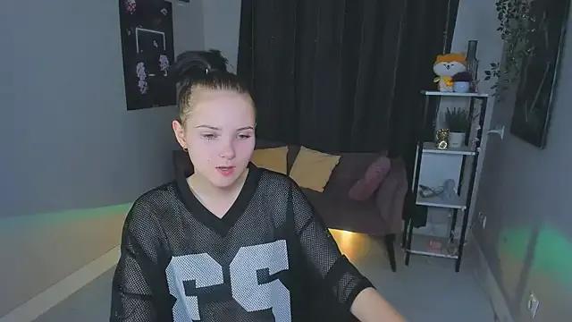 Leila_xxBaby — tease panties