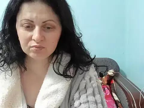 Lillian2 on StripChat 