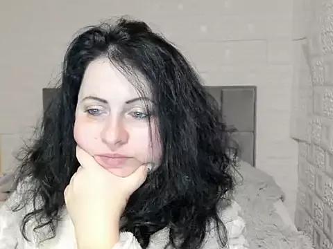 Lillian2 on StripChat 