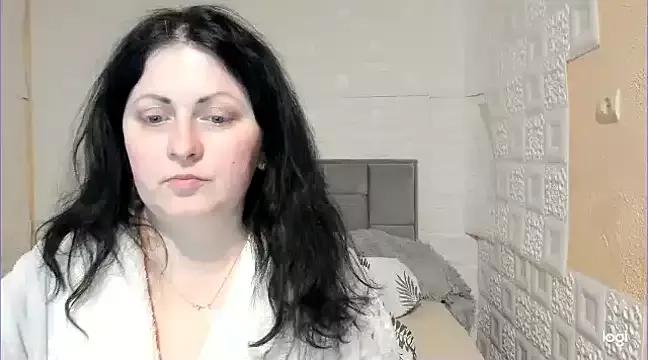 Lillian2 on StripChat 