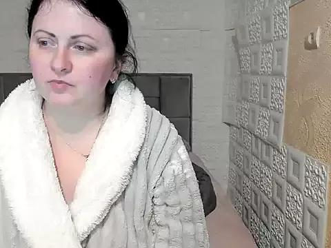 Lillian2 on StripChat 