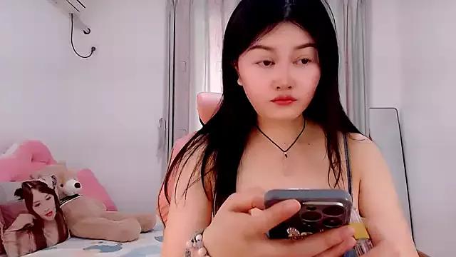 Little-sweet on StripChat 