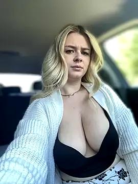 Love_Bri — Make my pussy very good