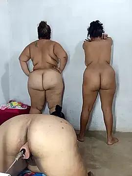 Lucky-hot-girls — Squirt+anal machine