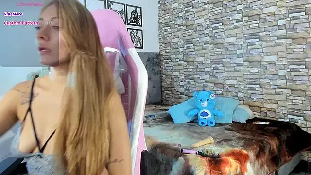 Luisa_Red — make my legs shake