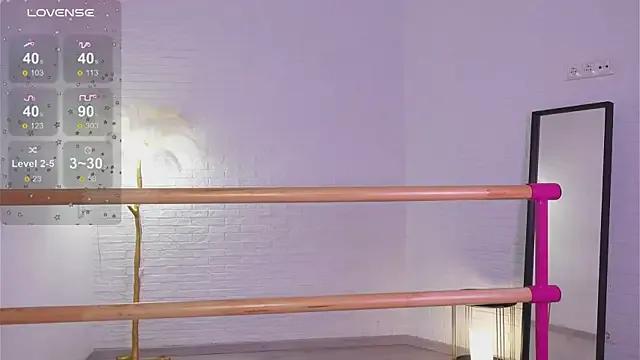 lylylovesyou — red my ass with legs splits