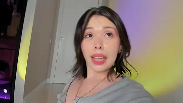 Mellovely on StripChat 