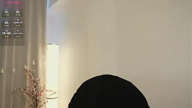 MimiLicks on StripChat 