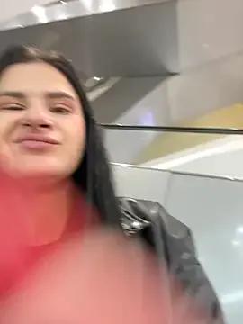 MiraReach — Show naked for 5 minutes 