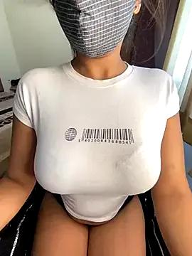 miss_lina on StripChat 