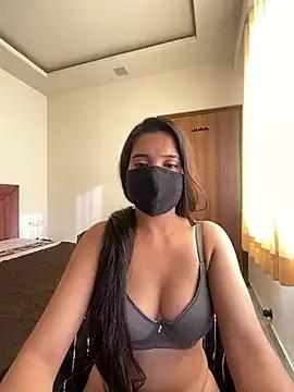 miss_lina on StripChat 