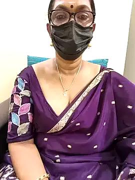 niiveditha on StripChat 