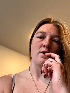 PussiesnCream_ on StripChat 