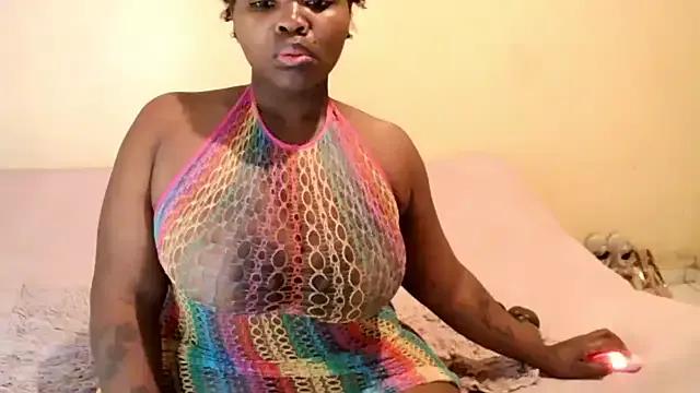 Queen_BootyXXX on StripChat 