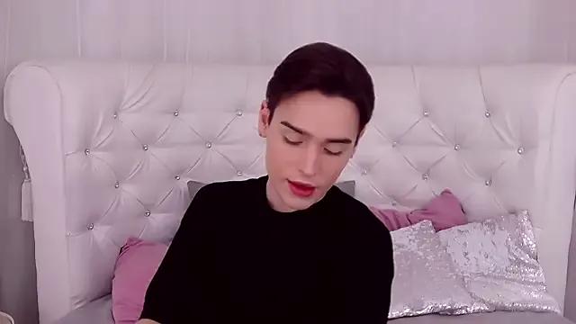 RobbyCharming on StripChat 