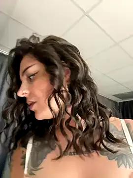 RollingGirls on StripChat 