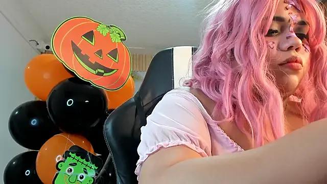 samy_19_ — undress my tits and play with them 