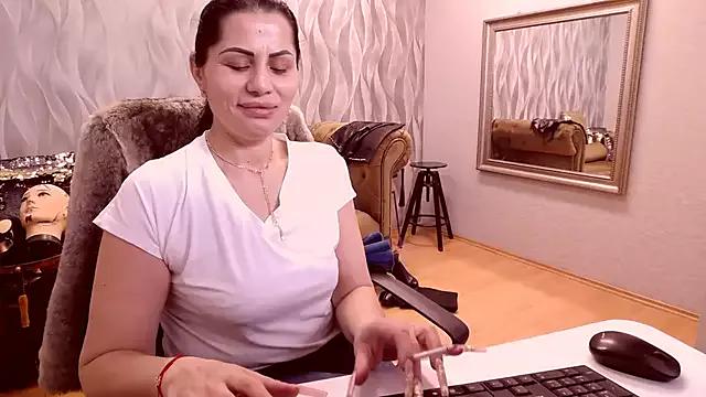 Sara_Poison on StripChat 