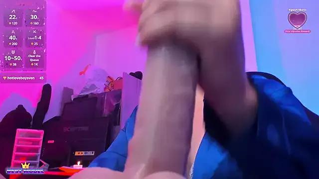 Saskyaa on StripChat 