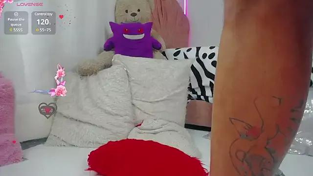 Summer_XO on StripChat 