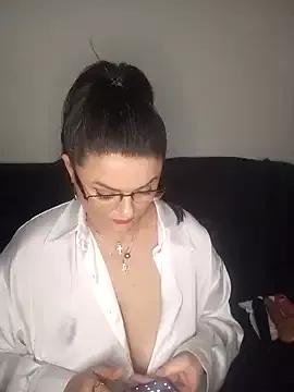 sweetychloelle on StripChat 
