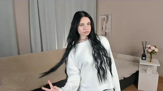 ThuCohee — bite your lip