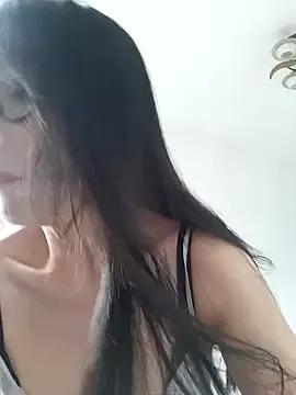 xiiuuff18 on StripChat 