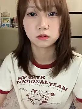 zaizaiNono on StripChat 