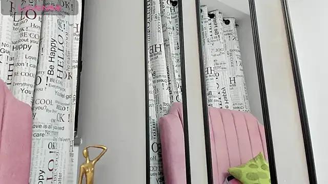 Zoe_Blond — Body massage with nude + play clit